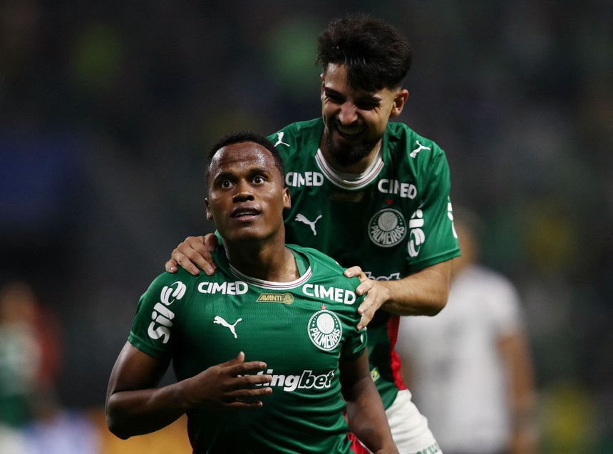 Palmeiras, de Abel Ferreira, assume liderança provisória do Brasileirão