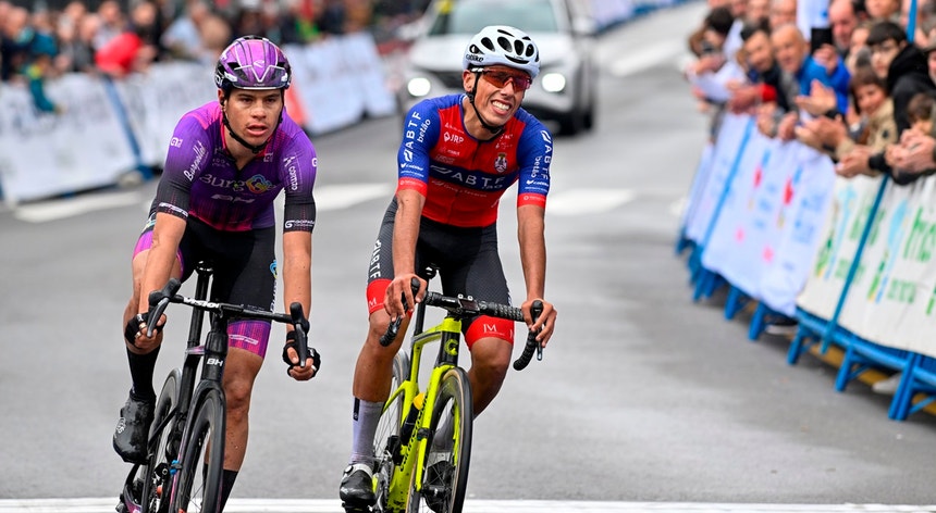 Ciclista Afonso Eulálio quarto na primeira etapa da Volta às Astúrias