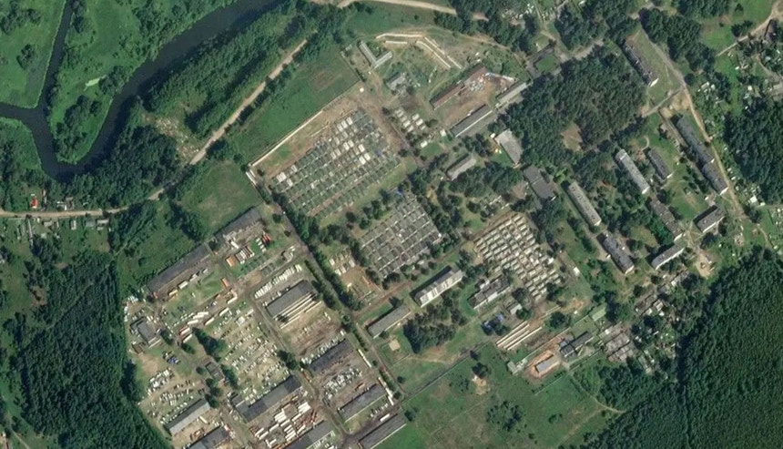 Base militar Tsel na Bielorrússia, imagem obtida via satélite

