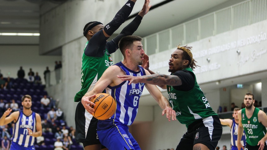 Seleção Nacional de basquetebol defronta hoje a Eslováquia e