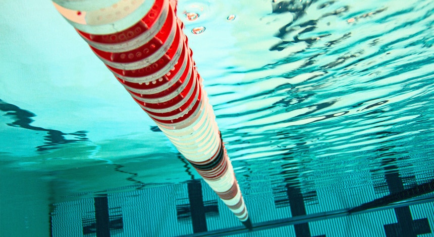 Portugal leva dez aos Europeus de piscina curta