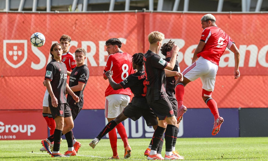 Imagem de Benfica goleia Bayern Leverkusen para a Youth League