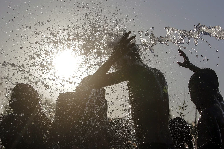 Imagem relacionada com a notícia: A temperatura continua a subir na Terra
