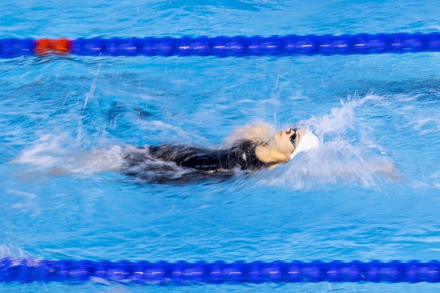 Imagem de Camila Rebelo na final dos 200 metros costas dos Europeus de piscina curta