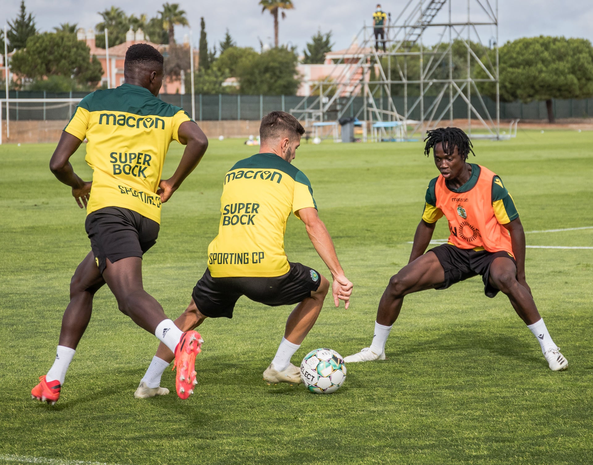 Sporting Chama Reforços Da B Na Preparação Para A Liga Europa