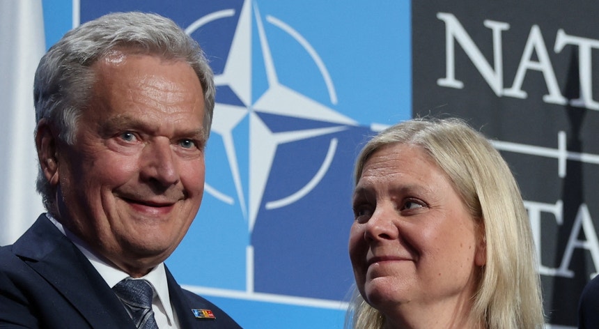 O presidente finlandês, Sauli Niinisto, e a primeira-ministra sueca, Magdalena Anderson, são os rostos mais recentes ligados à Aliança 
