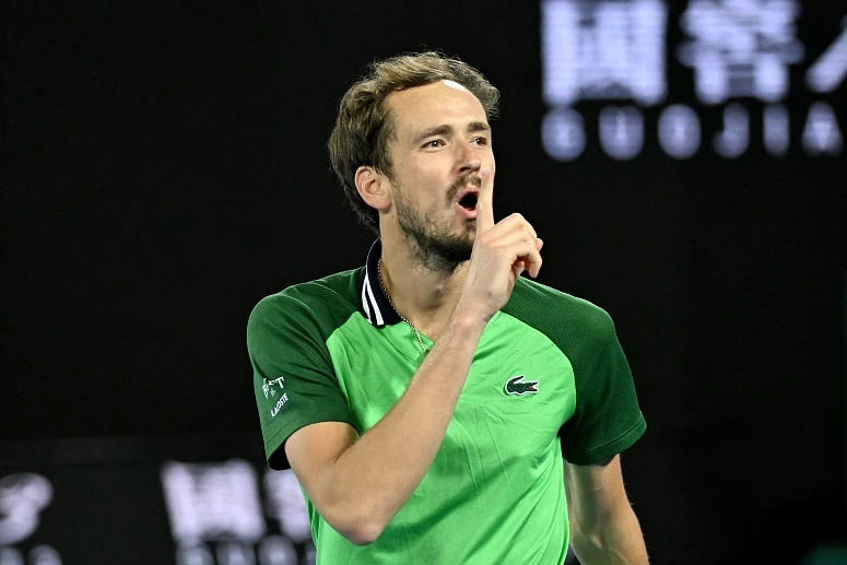 Medvedev está na final do torneio australiano
