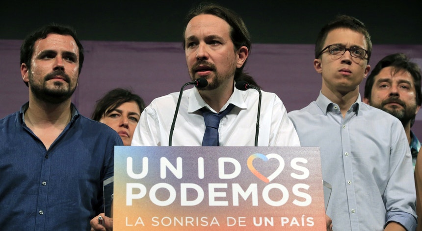 “Esperávamos resultados diferentes. É o momento de refletir”, admitiu Pablo Iglesias, rosto do Podemos, na primeira reação pública ao escrutínio de domingo
