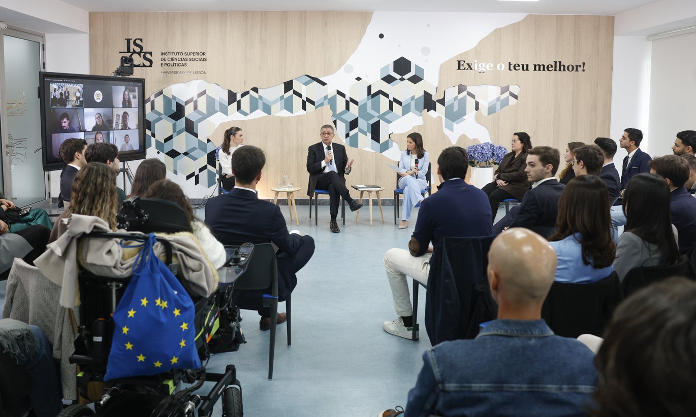 Seguro wants a "coalition" with young Portuguese people and promises to collect contributions