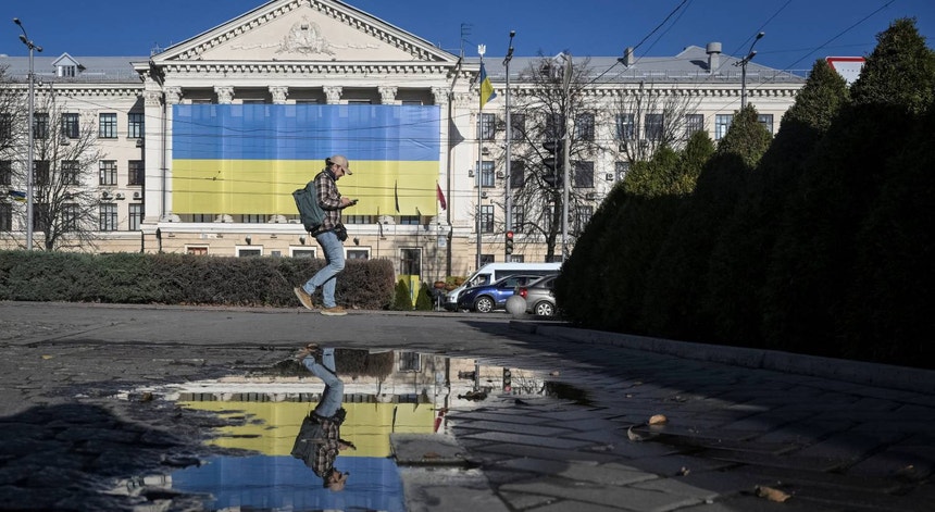 Imagem de Estão a Ucrânia e a Rússia mesmo próximas de um acordo? Kremlin diz que é 