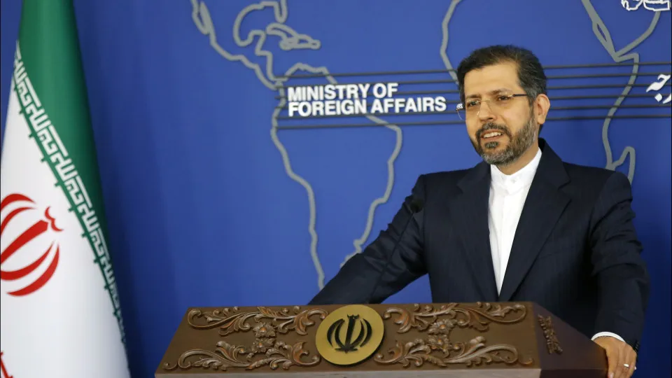 MNE iraniano afasta conclusão de acordo com EUA e 