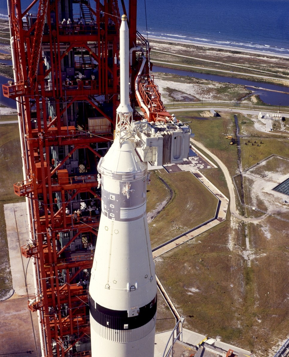  Cr&eacute;ditos fotogr&aacute;ficos: NASA History Office and Kennedy Space Center. 
