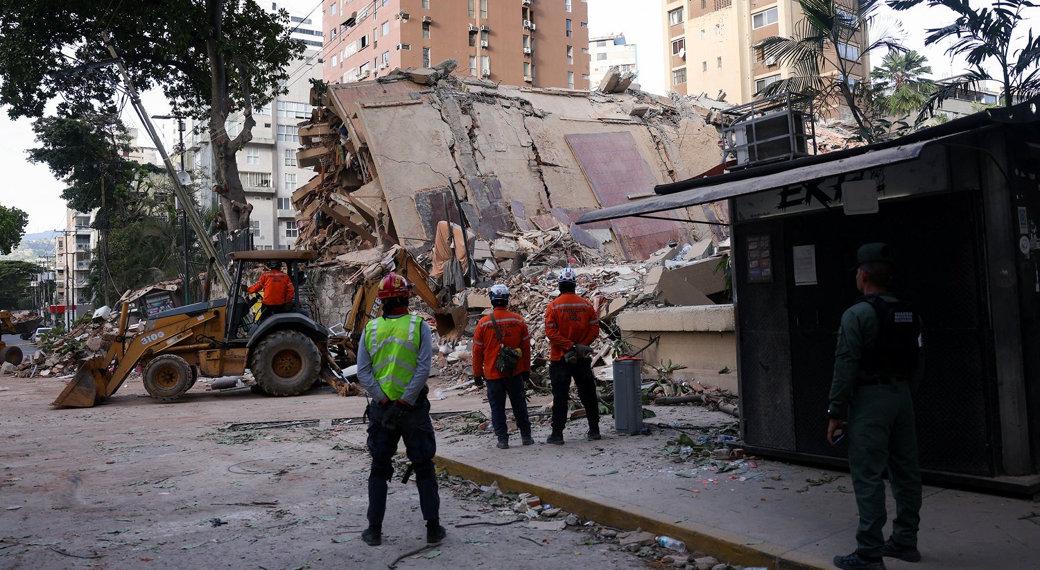 Cinco portugueses desaparecidos ap�s sismos na Venezuela