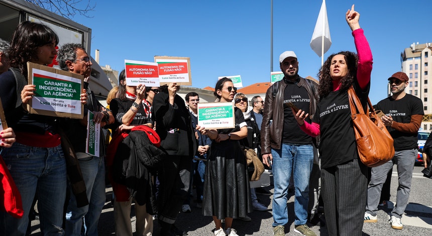 Imagem de Jornalistas da Lusa protestam em Lisboa