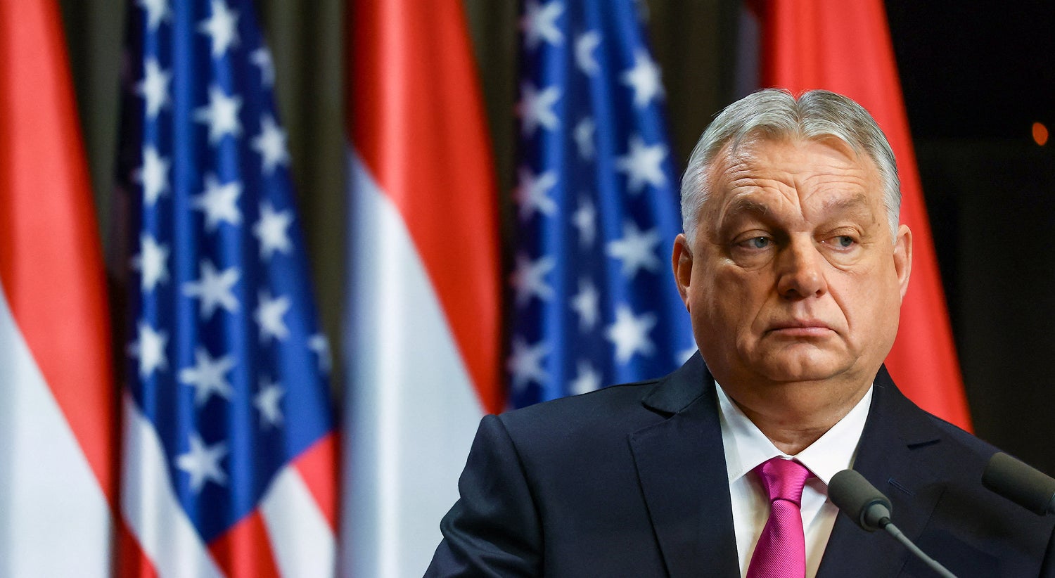 Orbán bloqueará 90 mil milhões de euros da UE se petróleo russo não circular