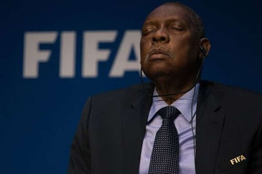 Issa Hayatou morreu aos 77 anos
