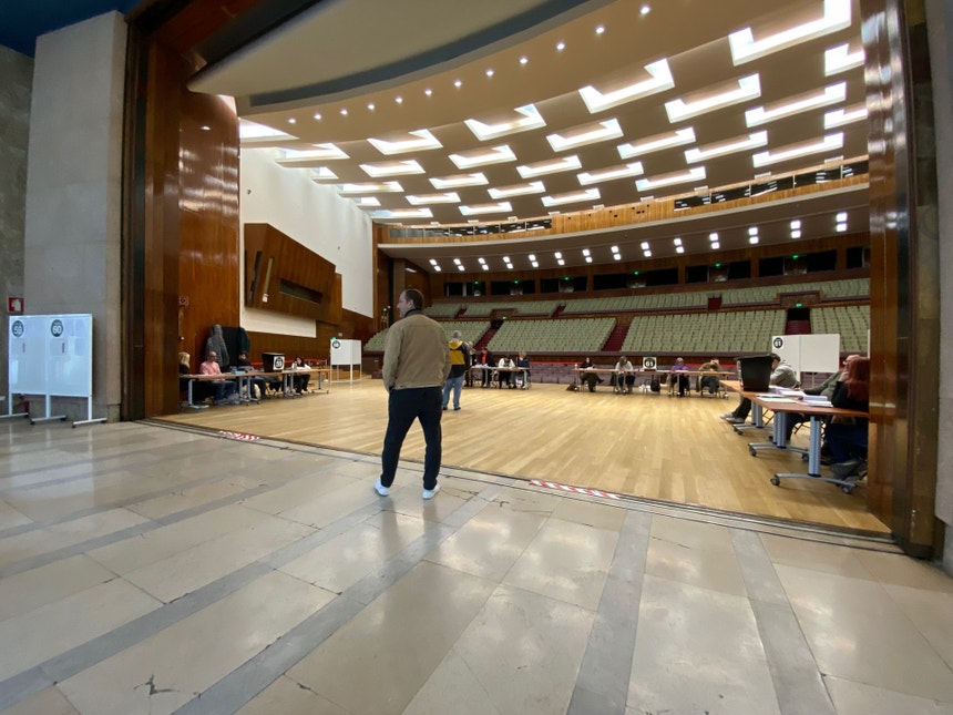 Imagem de CNE faz apelo à participação apesar da previsão de mau tempo