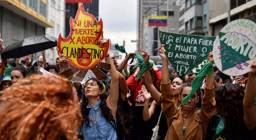 As mulheres venezuelanas marcharam em defesa da despenalização do aborto
