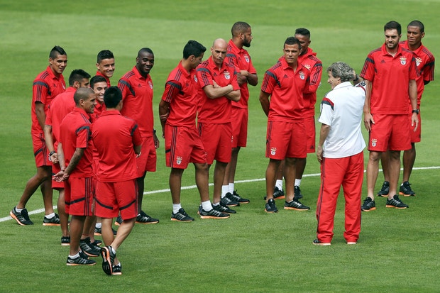 Jonas e a adaptação de Cabral: «Jogar no Benfica não é fácil