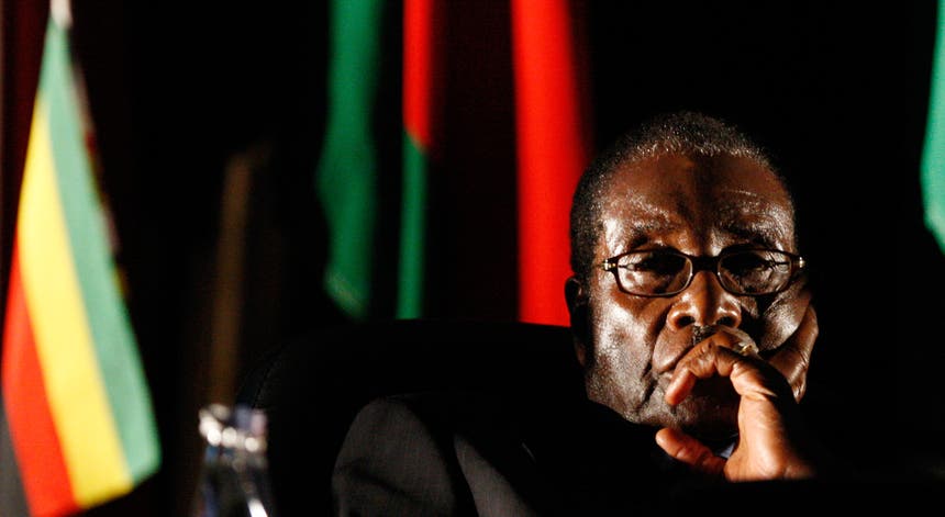 Robert Mugabe foi 37 anos presidente do Zimbabué. Foto: Reuters