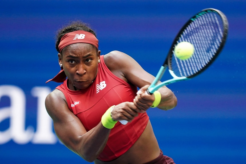 Imagem de Coco Gauff regressa às meias-finais em Nova Iorque
