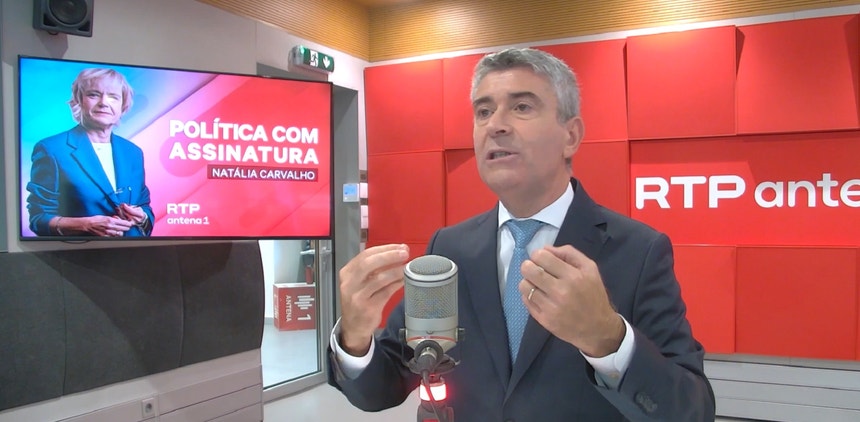 Imagem de José Luís Carneiro avisa Governo sobre OE: "não tome esta disponibilidade do PS como adquirida"