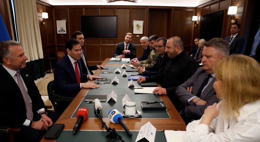 Reunião EUA-Ucrânia. Zelensky destaca 