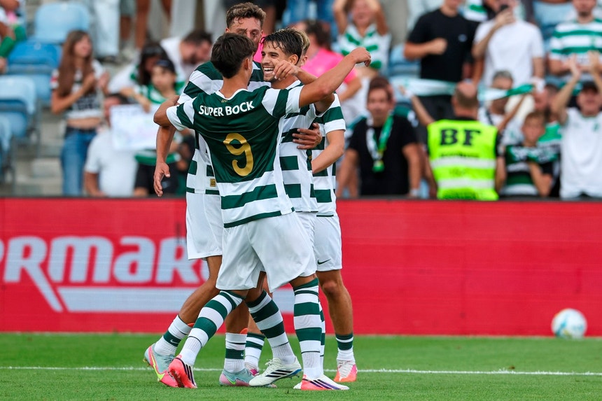 Sporting vence pentacampeões escoceses do Celtic por 4-1 em jogo particular