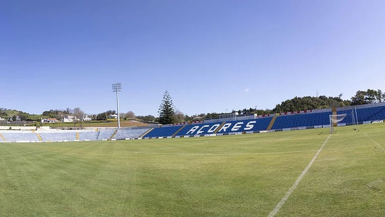 Obras no estádio estão a dividir Santa Clara e Governo Regional
