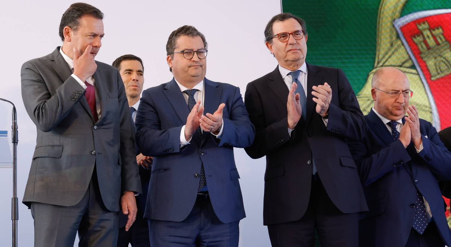 A Dívida Pública Portuguesa: Ministro Explica o Aumento Recente