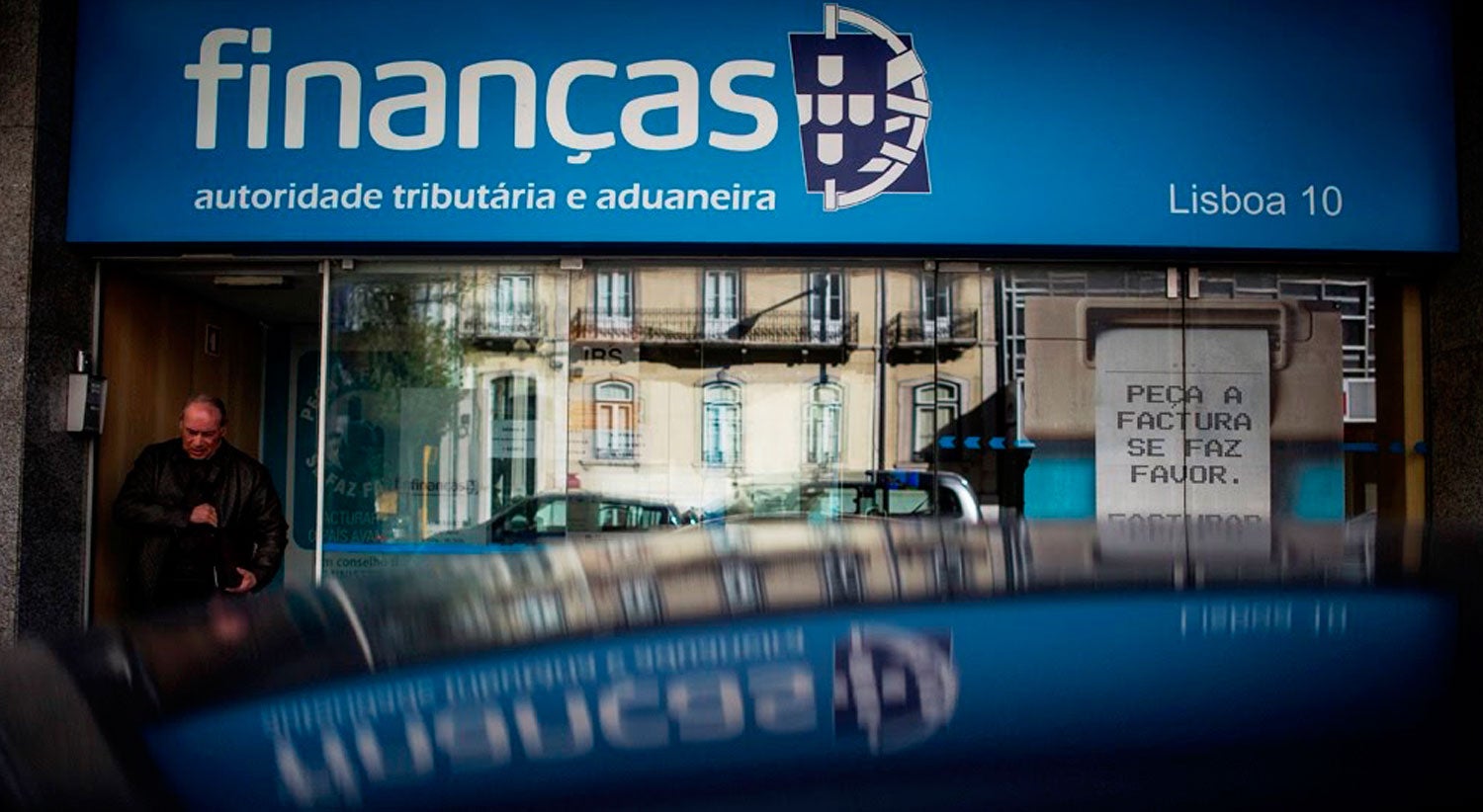 Contribuintes que receberam nota de cobran�a do IRS t�m at� hoje para pagar imposto