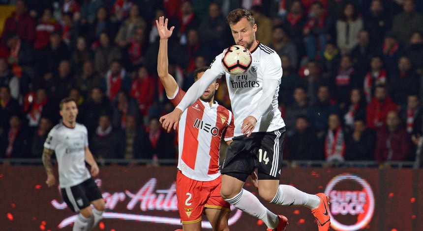 Seferovic é já o rei dos goleadores do campeonato e tem ajudado o Benfica a recuperar terreno em relação ao FC Porto
