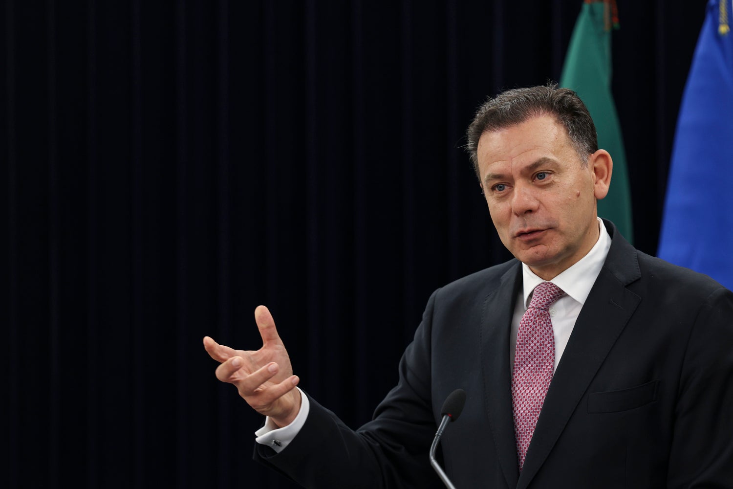 Montenegro diz que divulgação dos clientes da Spinumviva segue termos definidos pela Entidade para a Transparência