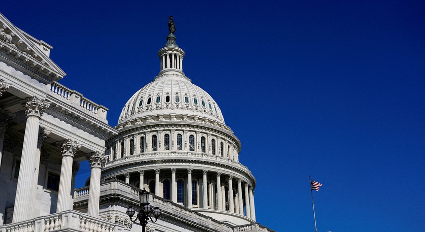 Imagem de Vítimas de Epstein vão assistir ao discurso de Trump sobre o Estado da União