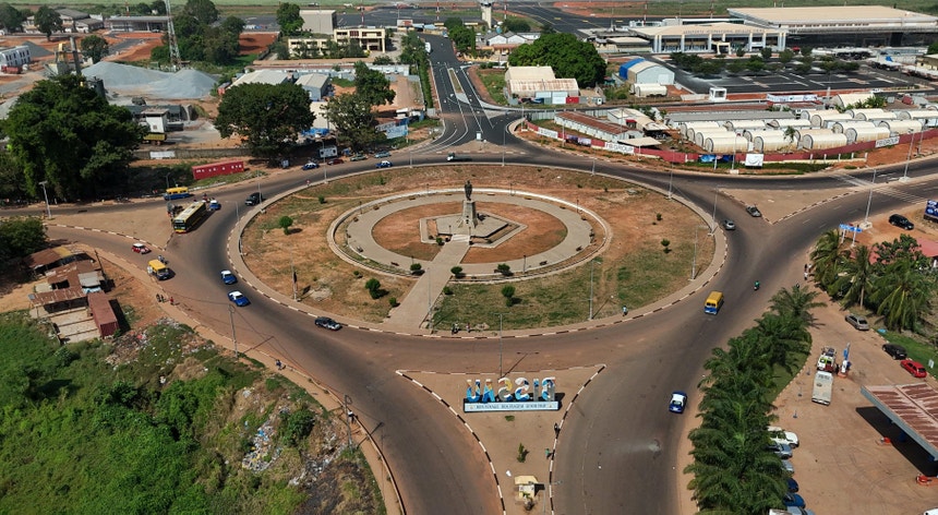 Imagem de Guiné-Bissau. Presidente terá sido detido e militares anunciam 