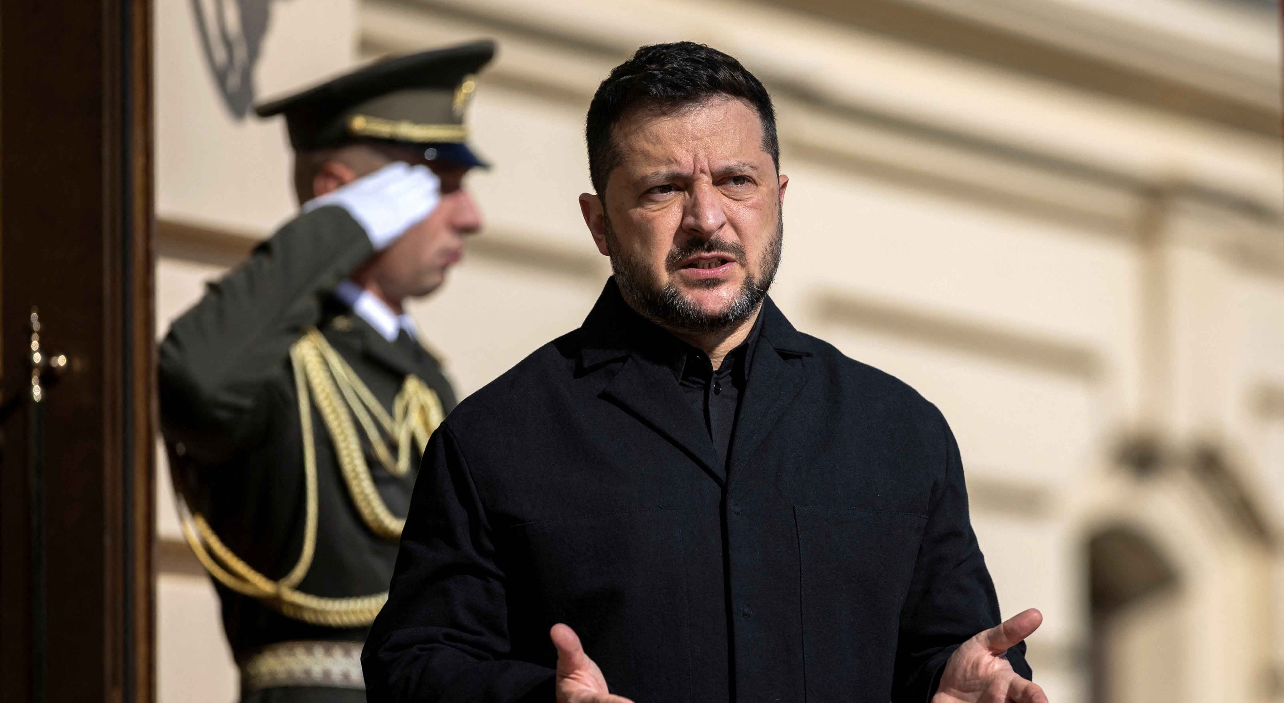 Zelensky manifesta abertura para reunião técnica com EUA e Rússia