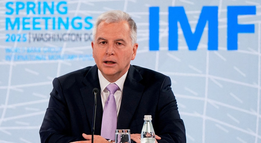 Imagem de Diretor do FMI. Este é momento para Portugal usar margem orçamental