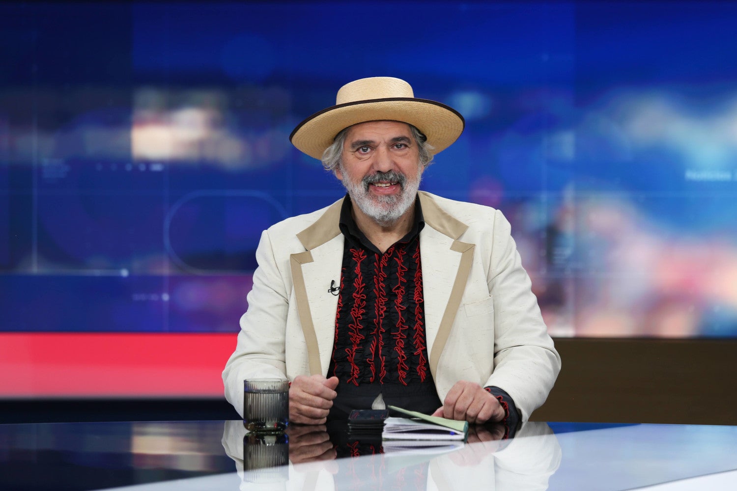 Piped wine and Ferraris: Manuel João Vieira runs for Belém for the Portuguese people's 'inalienable right to happiness'