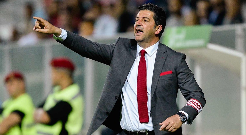Na sexta-feira, o Benfica já havia anunciado a renovação do técnico de 46 anos
