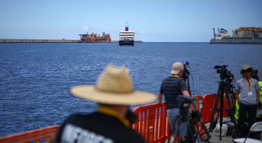 Imagem ilustrativa: Hantavírus. Vinte e dois passageiros do navio vão ser retirados para os Países