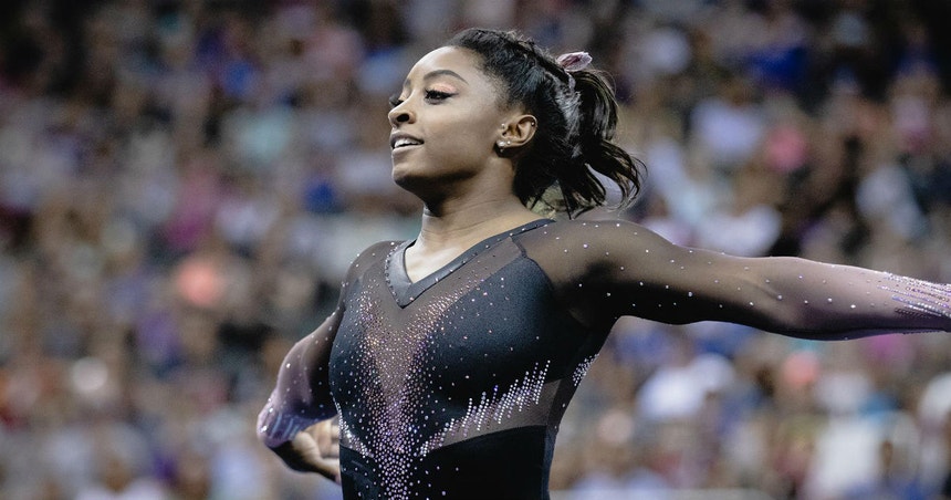 Problemas de saúde mental deixam Simone Biles na corda bamba
