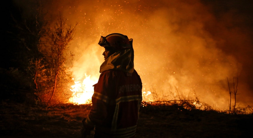 O relatório da Comissão Técnica Independente sobre os acontecimentos de junho, em Pedrógão Grande, chegou a público a 12 de outubro, escassos dias antes da vaga de incêndios de domingo e segunda-feira
