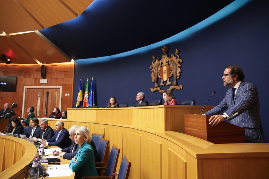 Moção de censura aprovada na Madeira