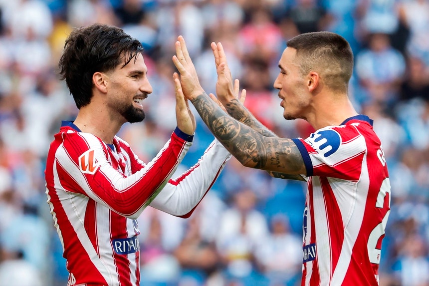 Imagem de Atlético de Madrid vence com golo tardio de Alex Baena e pressiona líder Barcelona