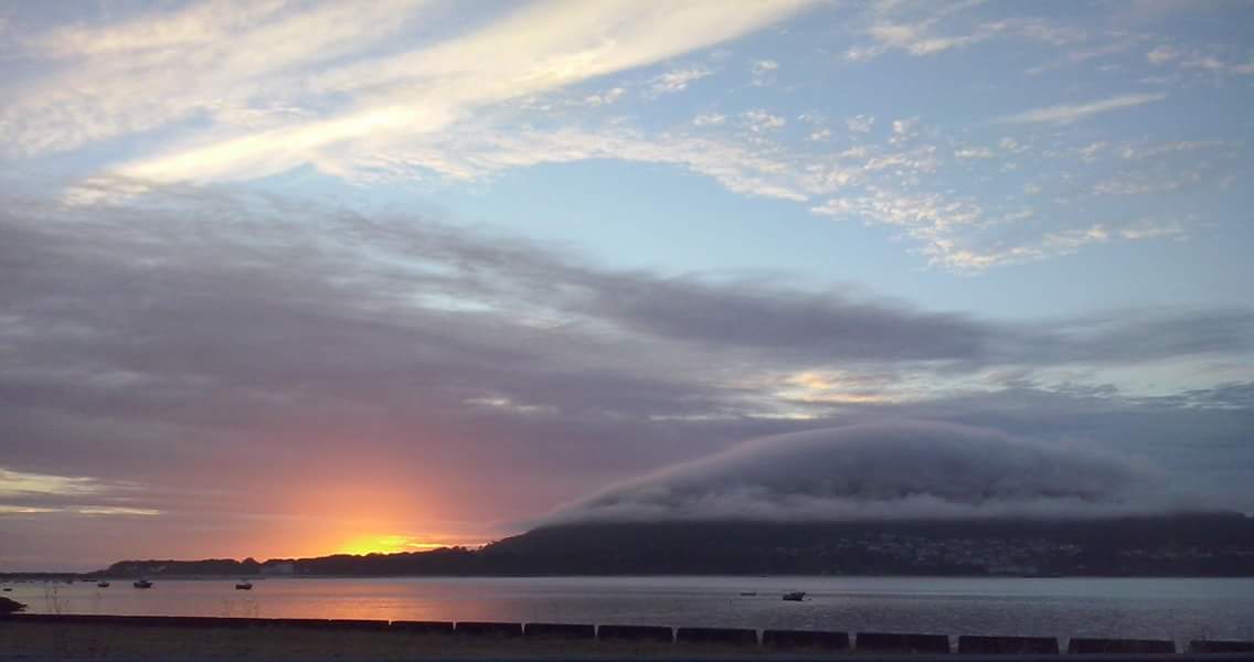  Enviada por Carla Diogo, um p&ocirc;r do sol &uacute;nico e o monte de Santa Tecla, na Galiza, fazem com que Caminha seja uma das vilas mais bonitas do Alto Minho 