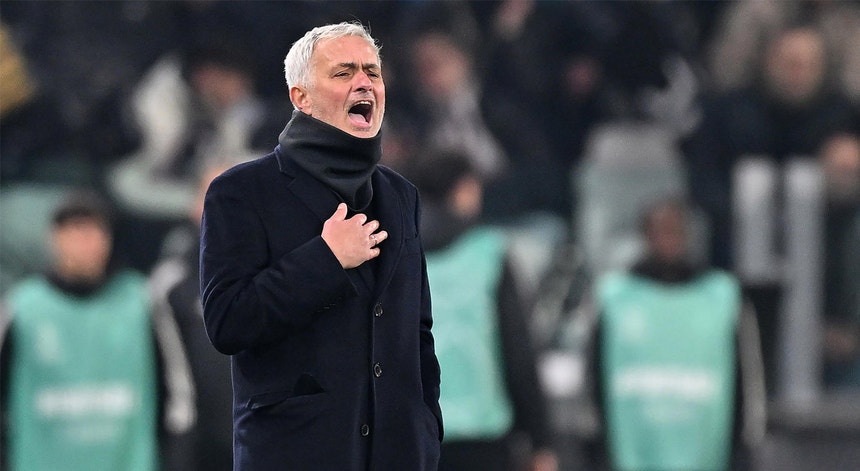 Imagem de Benfica recebe Estrela da Amadora