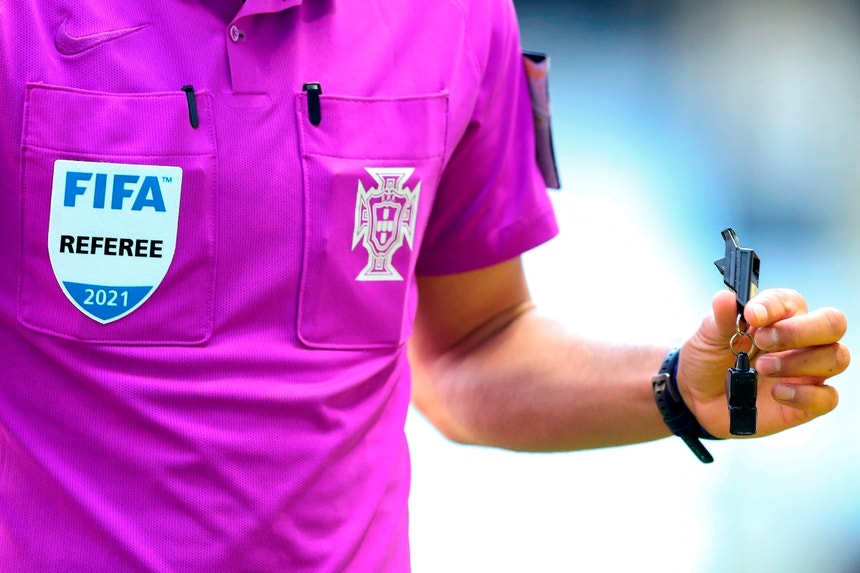 Duarte Gomes diz que verdadeira profissionalização dos árbitros pode diminuir ruído