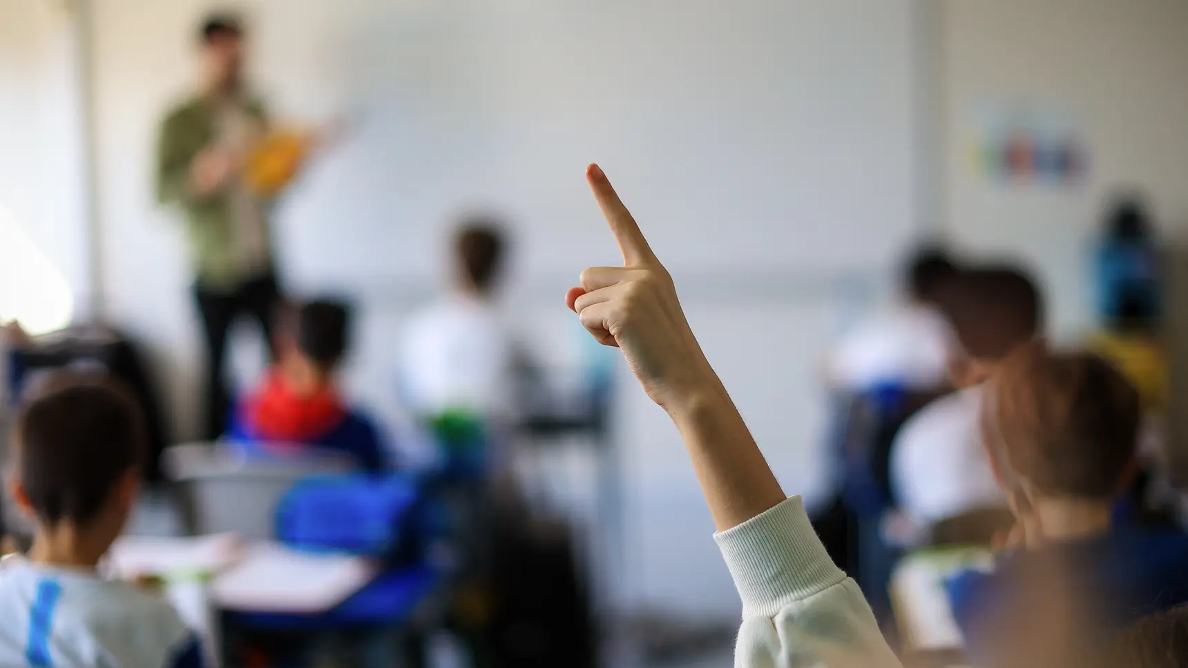 Combate à violência deve ser feito na disciplina de Cidadania defende Ministra da Justiça