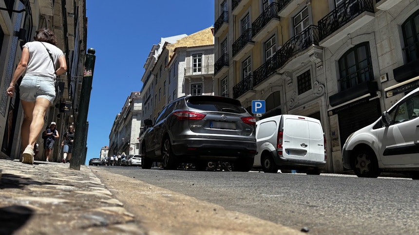 Imagem de Identidade de género. Médicos e psicólogos alertam para possível aumento de casos de automutilação e suicídio