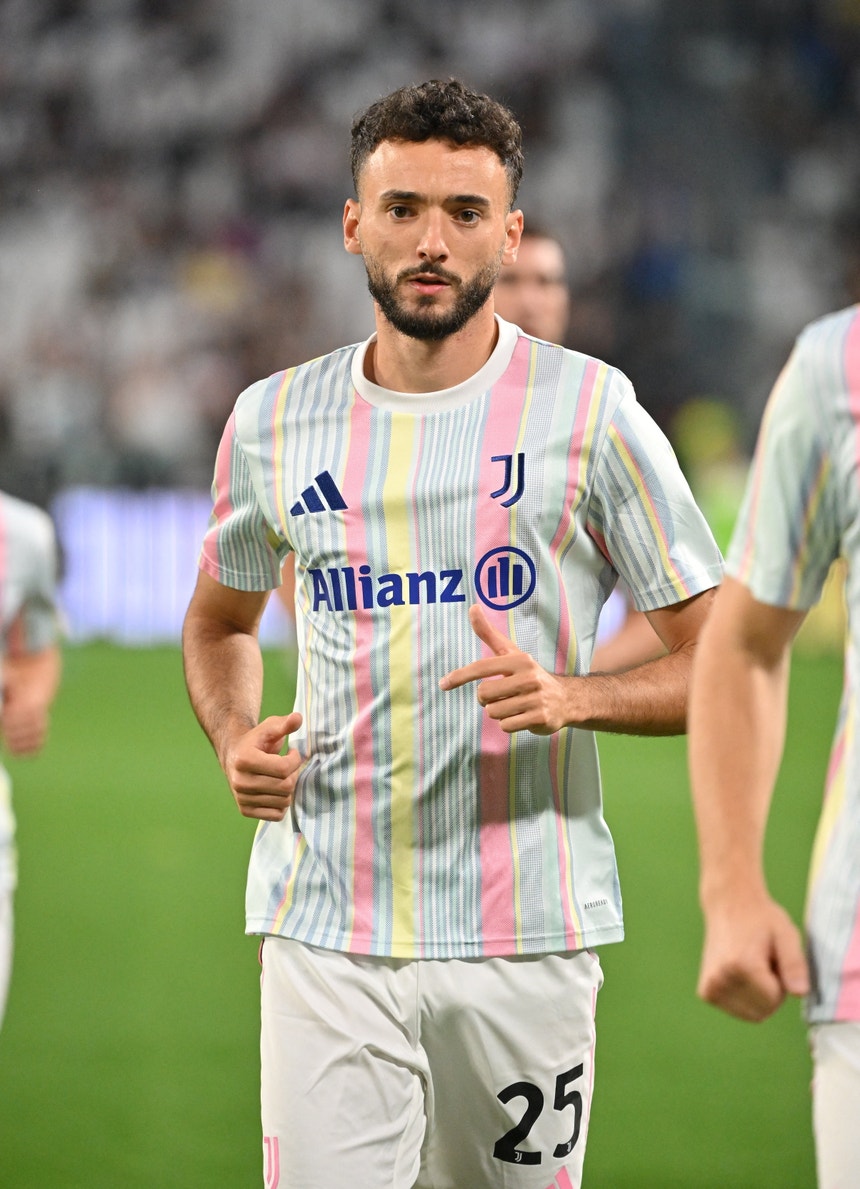 Imagem de João Mário emprestado pela Juventus à Fiorentina